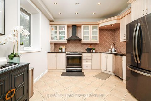 Photo 10 at 157 Ferris Road, Parkview, Toronto
