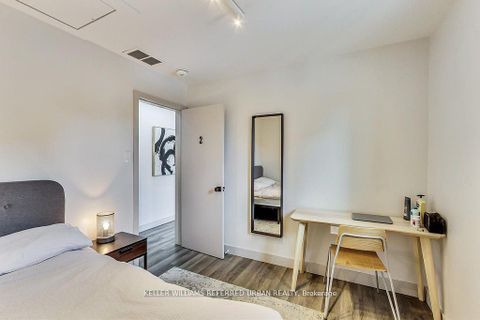 Photo 31 at 205 Bathurst Street, Chinatown, Toronto