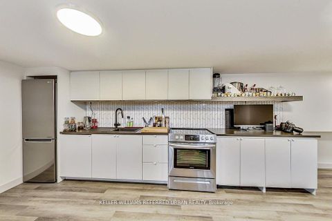 Photo 38 at 205 Bathurst Street, Chinatown, Toronto