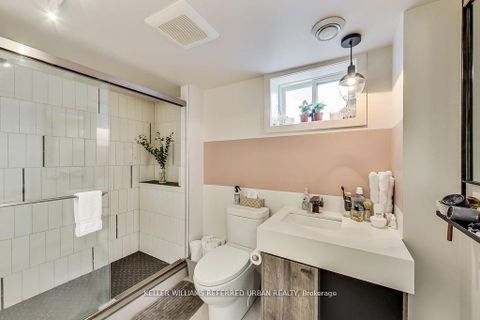 Photo 42 at 205 Bathurst Street, Chinatown, Toronto