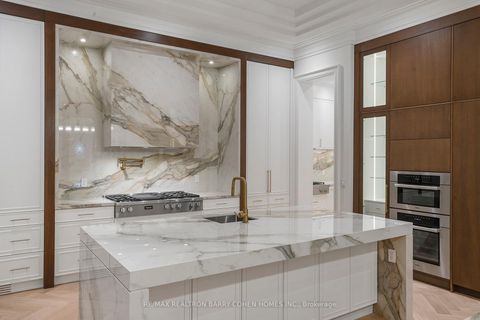 Photo 11 at 27 Penwood Crescent, Don Mills, Toronto