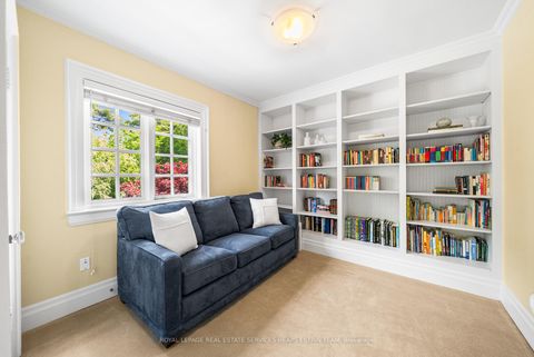 Photo 32 at 25 Strathgowan Crescent, Lawrence Park South, Toronto