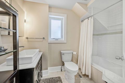 Photo 11 at 183 Wychwood Avenue, Cedarvale, Toronto