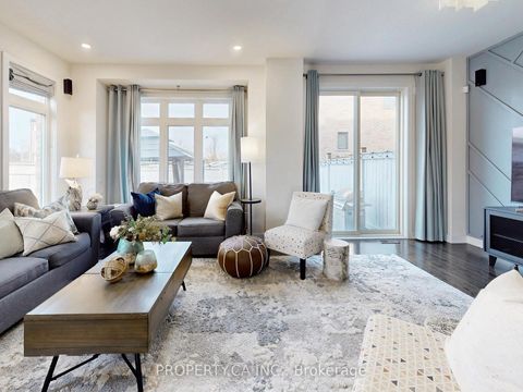 Photo 6 at 19 Denarius Crescent, Oak Ridges Lake Wilcox, Richmond Hill