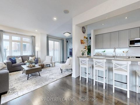 Photo 16 at 19 Denarius Crescent, Oak Ridges Lake Wilcox, Richmond Hill