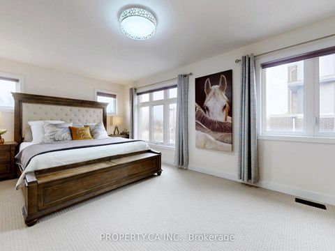 Photo 31 at 19 Denarius Crescent, Oak Ridges Lake Wilcox, Richmond Hill