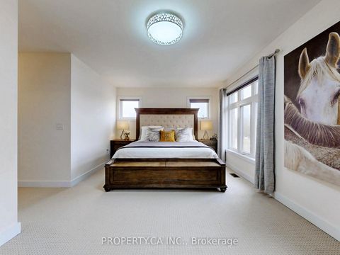 Photo 33 at 19 Denarius Crescent, Oak Ridges Lake Wilcox, Richmond Hill