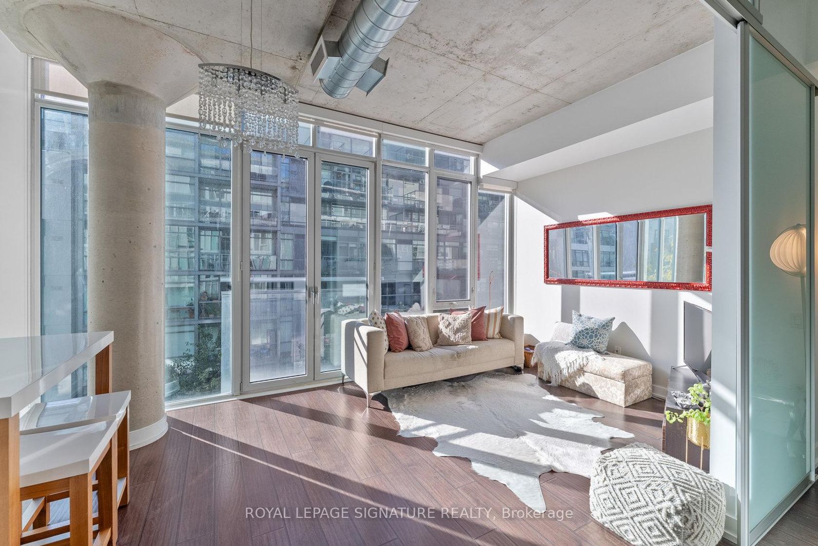 504 - 20 Stewart Street, Waterfront Communities C1, Toronto by Loree Meneguzzi Real Estate 504 - 20 Stewart Street, Waterfront Communities C1, Toronto