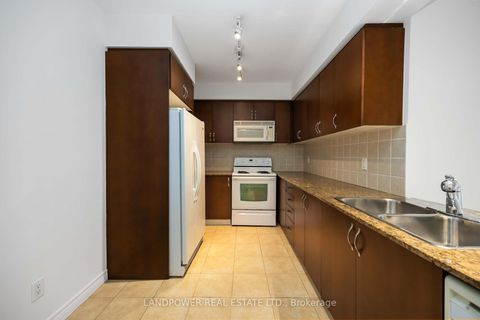 Photo 13 at 621 - 38 William Carson Crescent, Windfields, Toronto