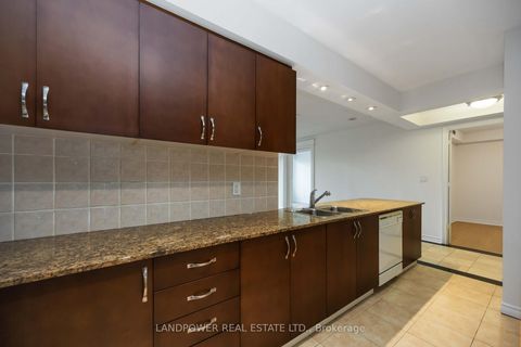 Photo 15 at 621 - 38 William Carson Crescent, Windfields, Toronto