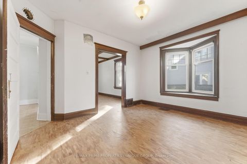 Photo 4 at 52 Long Branch Avenue, Long Branch, Toronto