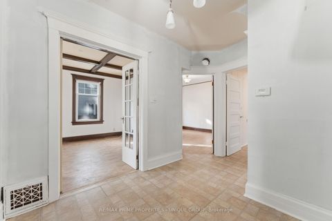 Photo 8 at 52 Long Branch Avenue, Long Branch, Toronto