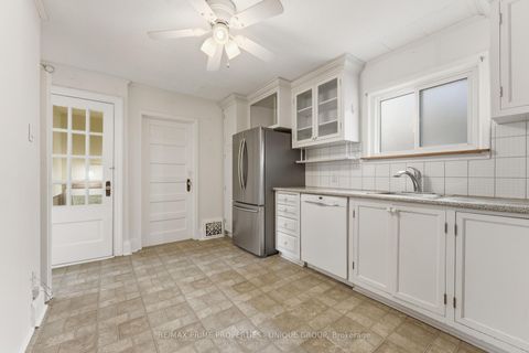 Photo 9 at 52 Long Branch Avenue, Long Branch, Toronto