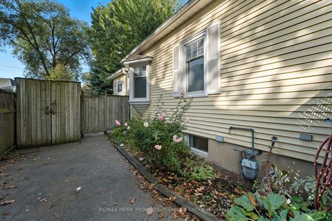 Photo 31 at 52 Long Branch Avenue, Long Branch, Toronto