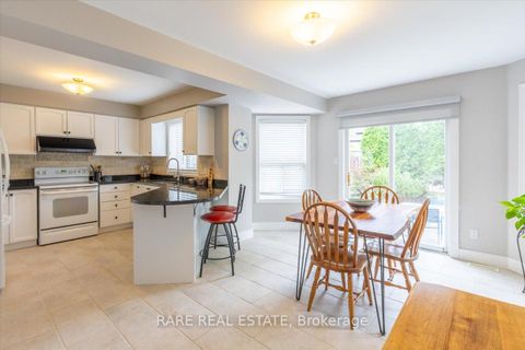 Photo 13 at 25 Muir Drive, Ardagh, Barrie