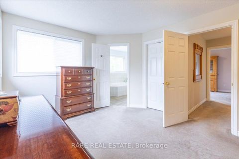 Photo 21 at 25 Muir Drive, Ardagh, Barrie