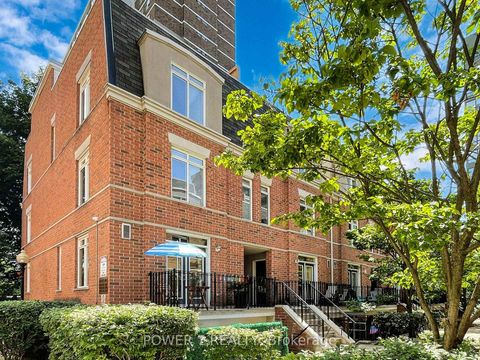 Photo 2 at 389 - 415 Jarvis Street, South St. James Town, Toronto