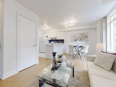 Photo 7 at 389 - 415 Jarvis Street, South St. James Town, Toronto