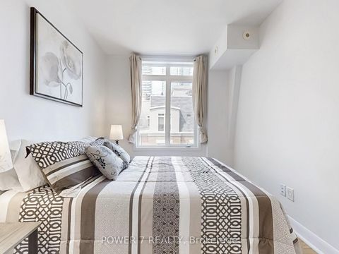 Photo 18 at 389 - 415 Jarvis Street, South St. James Town, Toronto