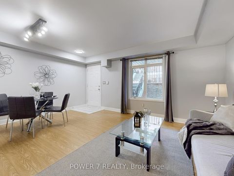 Photo 5 at 147 - 415 Jarvis Street, South St. James Town, Toronto