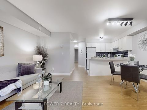 Photo 8 at 147 - 415 Jarvis Street, South St. James Town, Toronto