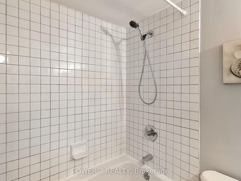 Photo 21 at 147 - 415 Jarvis Street, South St. James Town, Toronto