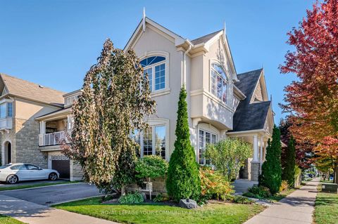 Photo 2 at 7 Sequin Drive, Jefferson, Richmond Hill