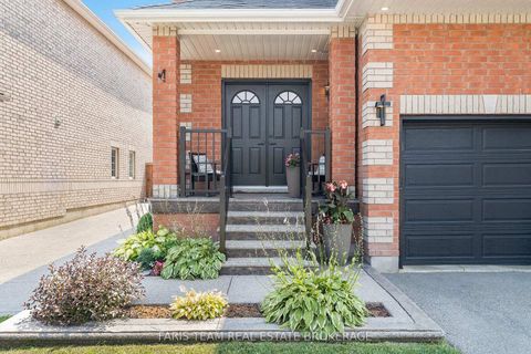 Photo 3 at 1377 Sheldon Street, Alcona, Innisfil