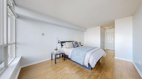 Photo 17 at 423 - 10 Guildwood Parkway, Guildwood, Toronto