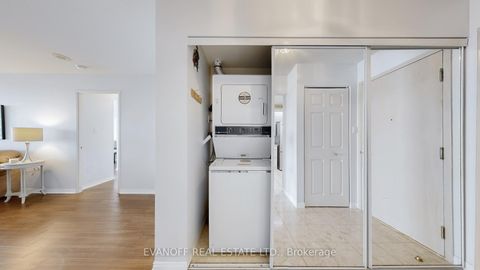 Photo 23 at 423 - 10 Guildwood Parkway, Guildwood, Toronto