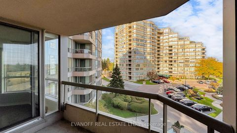 Photo 25 at 423 - 10 Guildwood Parkway, Guildwood, Toronto