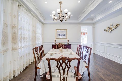 Photo 5 at 47 Milky Way Drive, Observatory, Richmond Hill