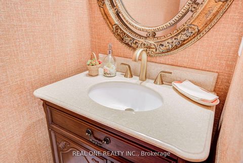 Photo 17 at 47 Milky Way Drive, Observatory, Richmond Hill