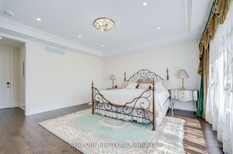 Photo 20 at 47 Milky Way Drive, Observatory, Richmond Hill