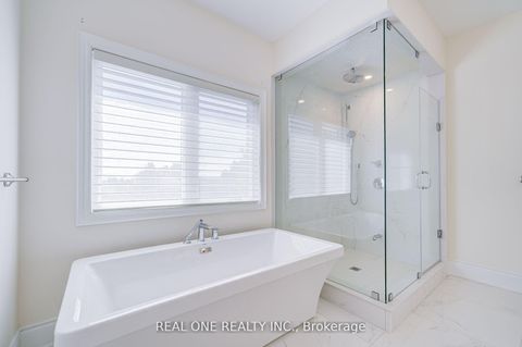 Photo 24 at 47 Milky Way Drive, Observatory, Richmond Hill