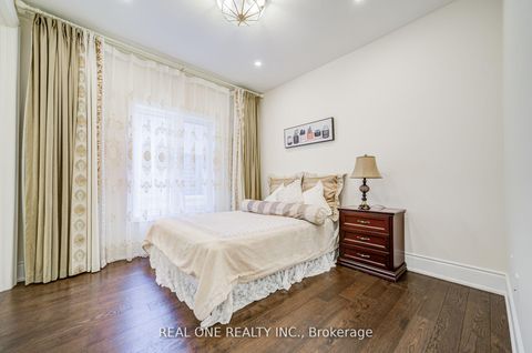 Photo 25 at 47 Milky Way Drive, Observatory, Richmond Hill