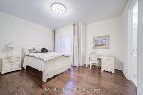 Photo 28 at 47 Milky Way Drive, Observatory, Richmond Hill