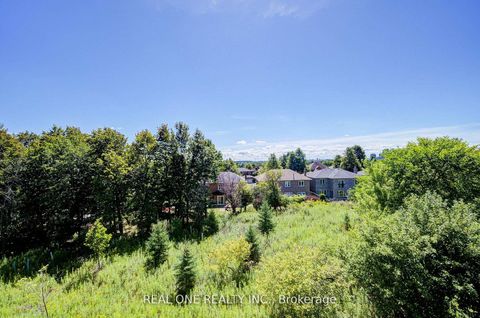 Photo 43 at 47 Milky Way Drive, Observatory, Richmond Hill