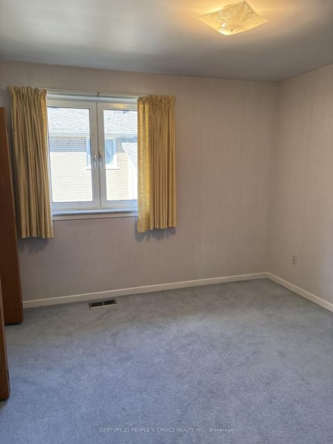 Photo 9 at 165 Verobeach Boulevard, Humbermede, Toronto