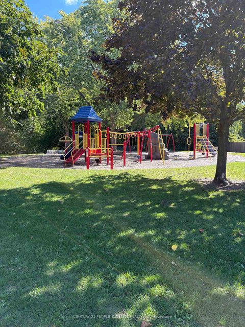 Photo 16 at 165 Verobeach Boulevard, Humbermede, Toronto