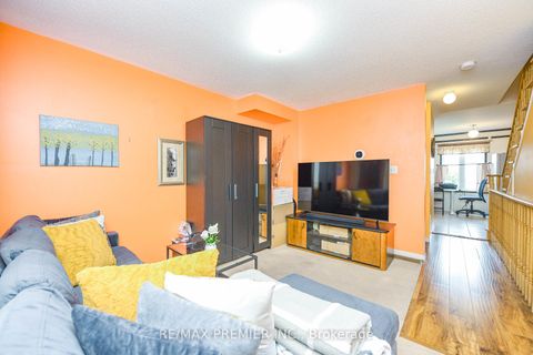 Photo 25 at 163 Torbarrie Road, CFB, Toronto Photo 25 at 163 Torbarrie Road, CFB, Toronto