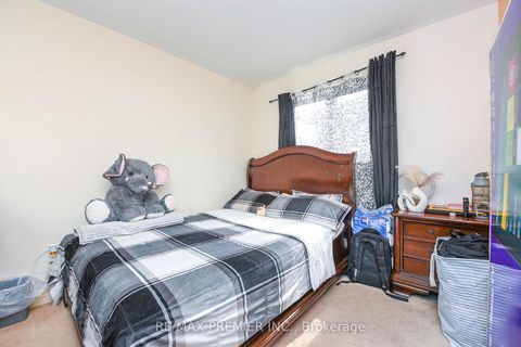 Photo 35 at 163 Torbarrie Road, CFB, Toronto