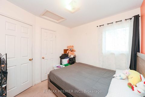 Photo 40 at 163 Torbarrie Road, CFB, Toronto