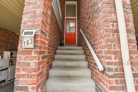 Photo 48 at 163 Torbarrie Road, CFB, Toronto Photo 48 at 163 Torbarrie Road, CFB, Toronto