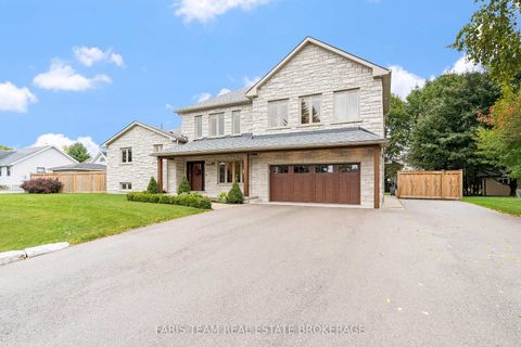 Photo 2 at 848 Church Drive, Lefroy, Innisfil Photo 2 at 848 Church Drive, Lefroy, Innisfil