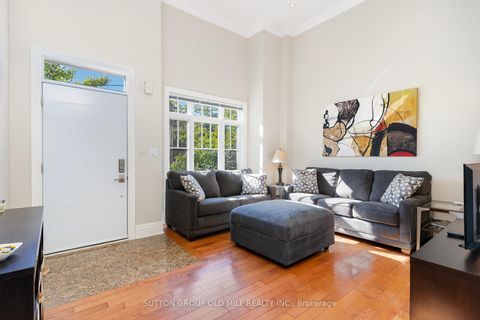 Photo 2 at 4 Hunter Avenue, Fairbank, Toronto