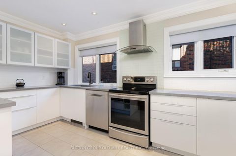 Photo 10 at 4 Hunter Avenue, Fairbank, Toronto