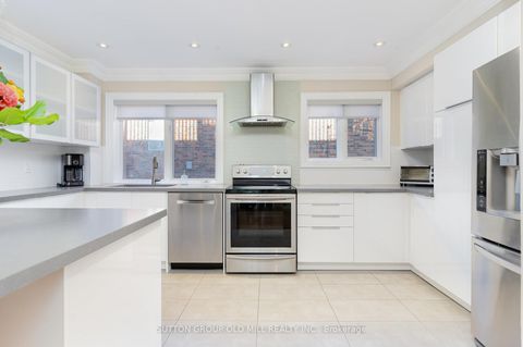 Photo 11 at 4 Hunter Avenue, Fairbank, Toronto