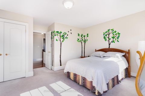 Photo 17 at 4 Hunter Avenue, Fairbank, Toronto