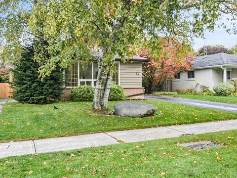 Photo 1 at 54 Bledlow Manor Drive, Guildwood, Toronto